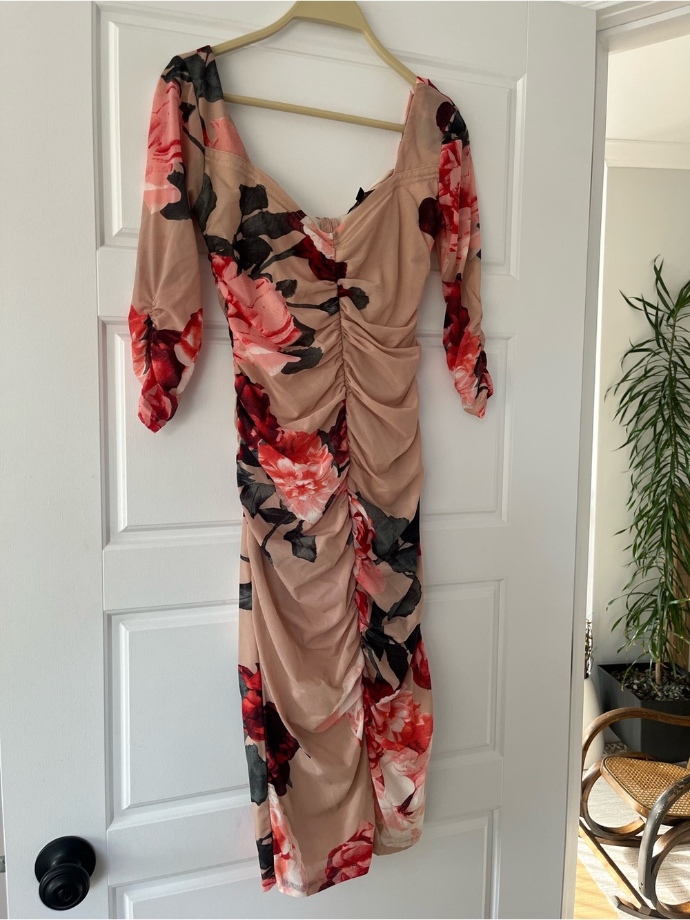 Le Chateau Ruched Floral Midi Dress in Blush Pink and Red